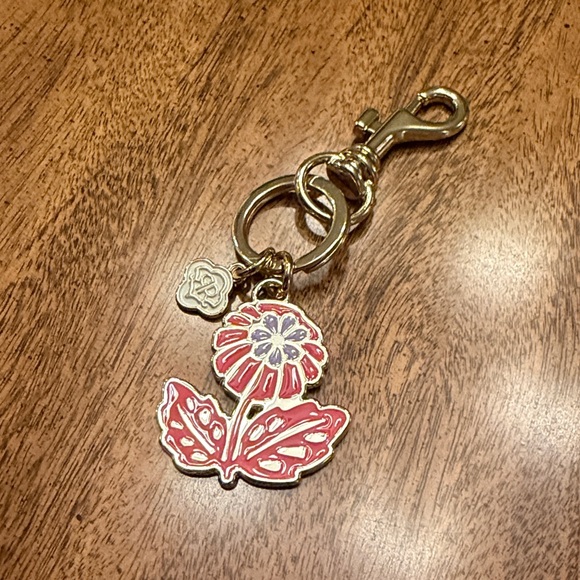 Roller Rabbit X Target Flower Keychain NEW - Picture 3 of 4